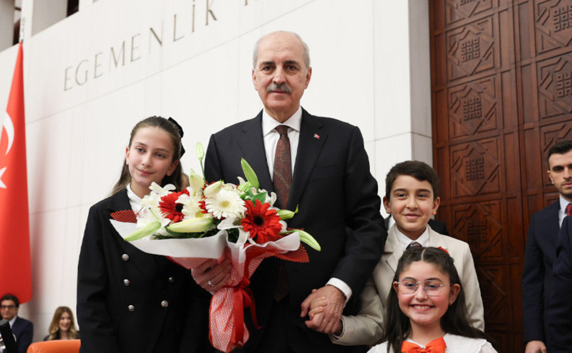 TBMM Başkanı Kurtulmuş, TBMM Çocuk Özel Oturumunda Konuştu