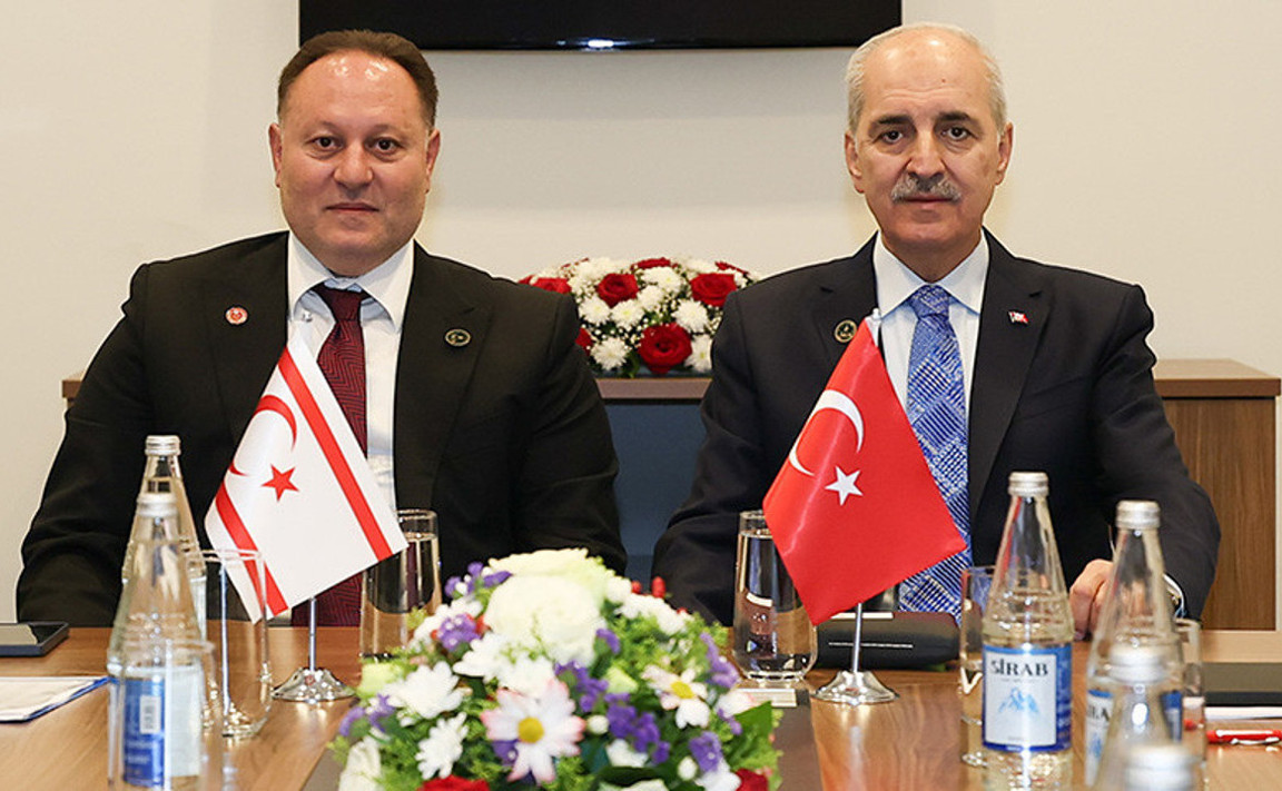 TBMM Başkanı Kurtulmuş, Bakü’de KKTC Cumhuriyet Meclisi Başkanı Öztürkler ile Görüştü