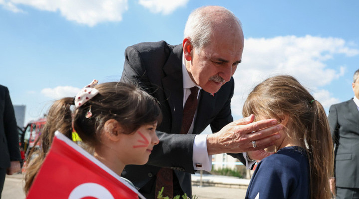 TBMM Başkanı Kurtulmuş, Meclis Bahçesindeki Şenlik Alanını Ziyaret Etti