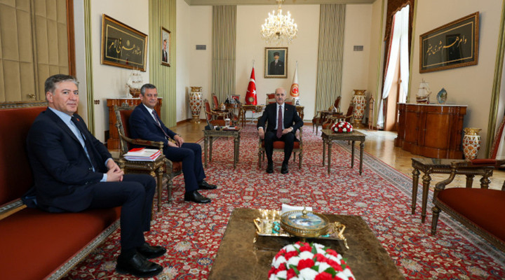 TBMM Başkanı Kurtulmuş, Cumhuriyet Halk Partisi Genel Başkanı Özgür Özel’i Kabul Etti