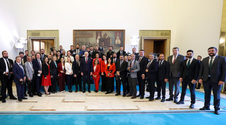 TBMM Başkanı Kurtulmuş, Meclis'in Açılışının 106. Yılı Dolayısıyla Tebrikleri Kabul Etti