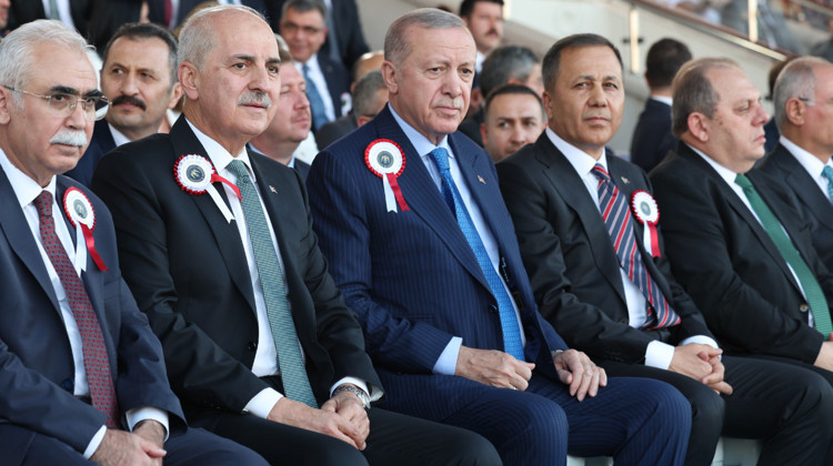 TBMM Başkanı Kurtulmuş, Polis Akademisi Mezuniyet Töreni'ne Katıldı