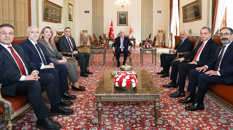 TBMM Başkanı Kurtulmuş, TBB Başkanı Sağkan ve Beraberindeki Heyeti Kabul Etti